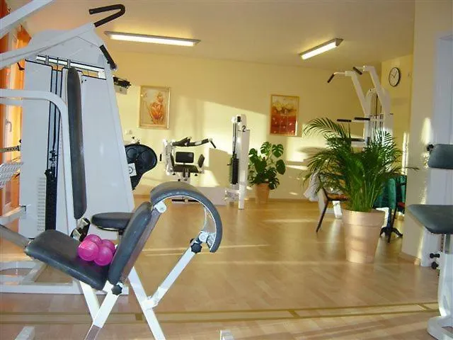 Gaestehaus アパート *